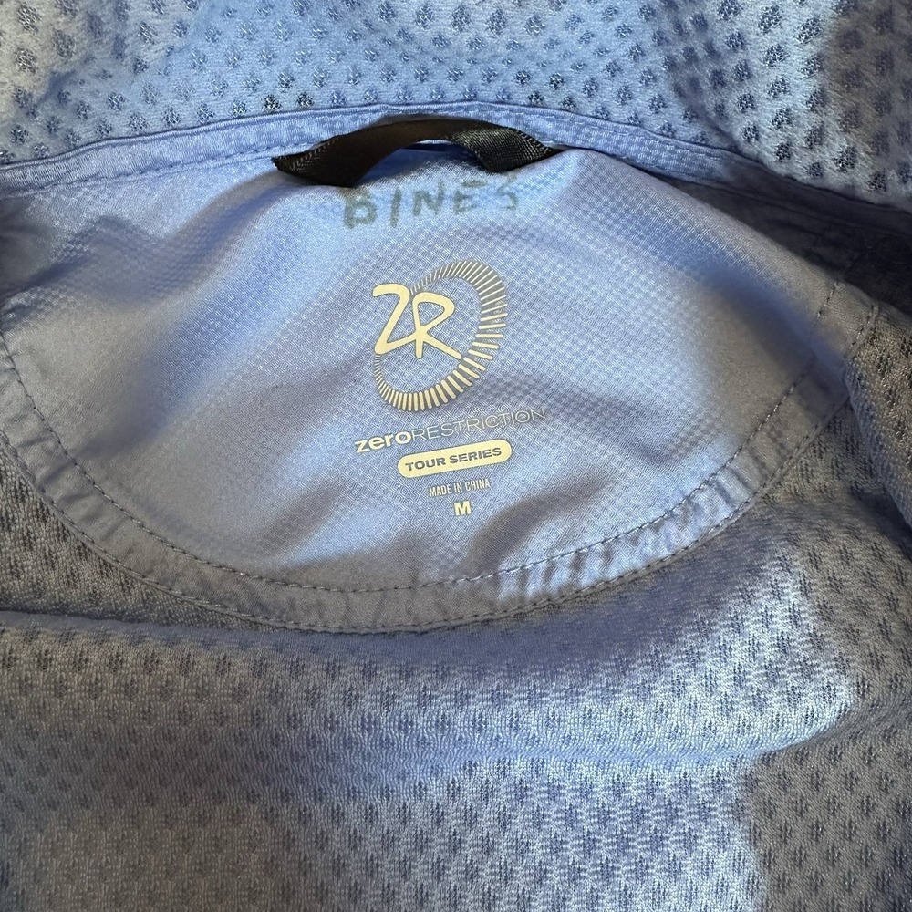 Zero Restriction Pullover Men's Medium Light Blue… - image 4